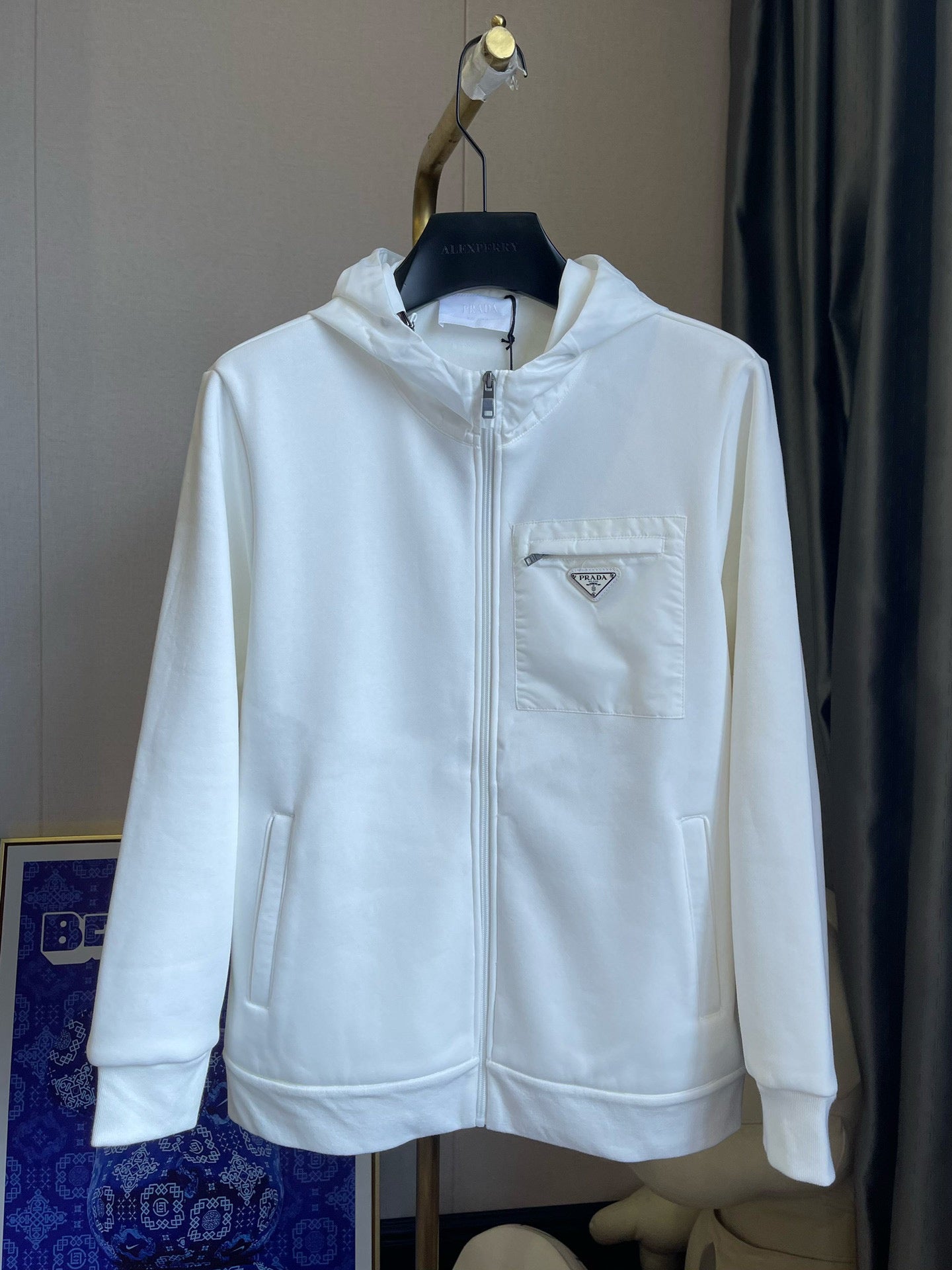 Pra*a Jacket