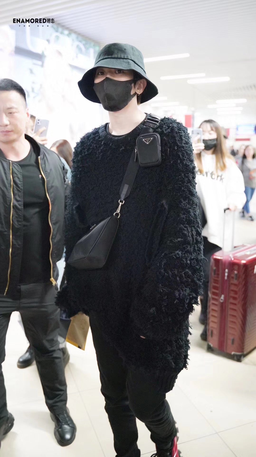 Pra*a Bag Dupe