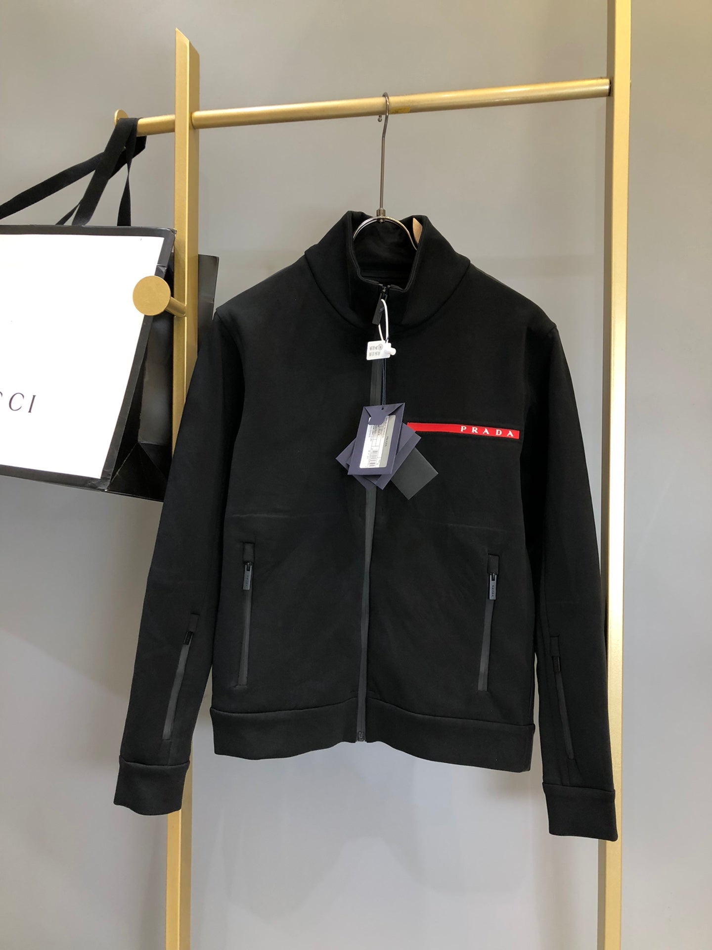 Pra*a Jacket