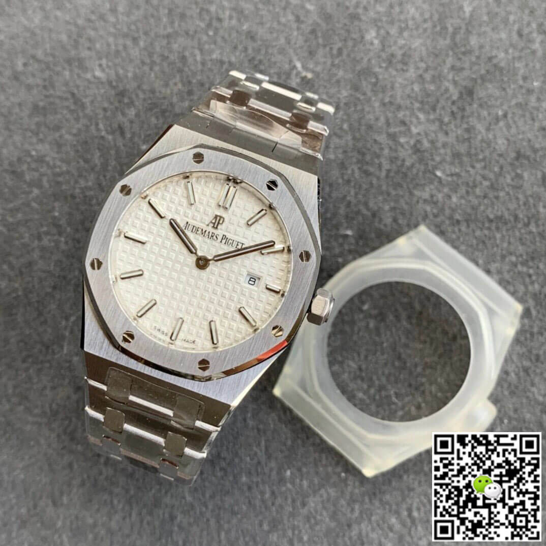 Replica Audemars P1g*et Royal Oak 67651ST 33MM 1:1 Best Edition JF Factory Silver Dial