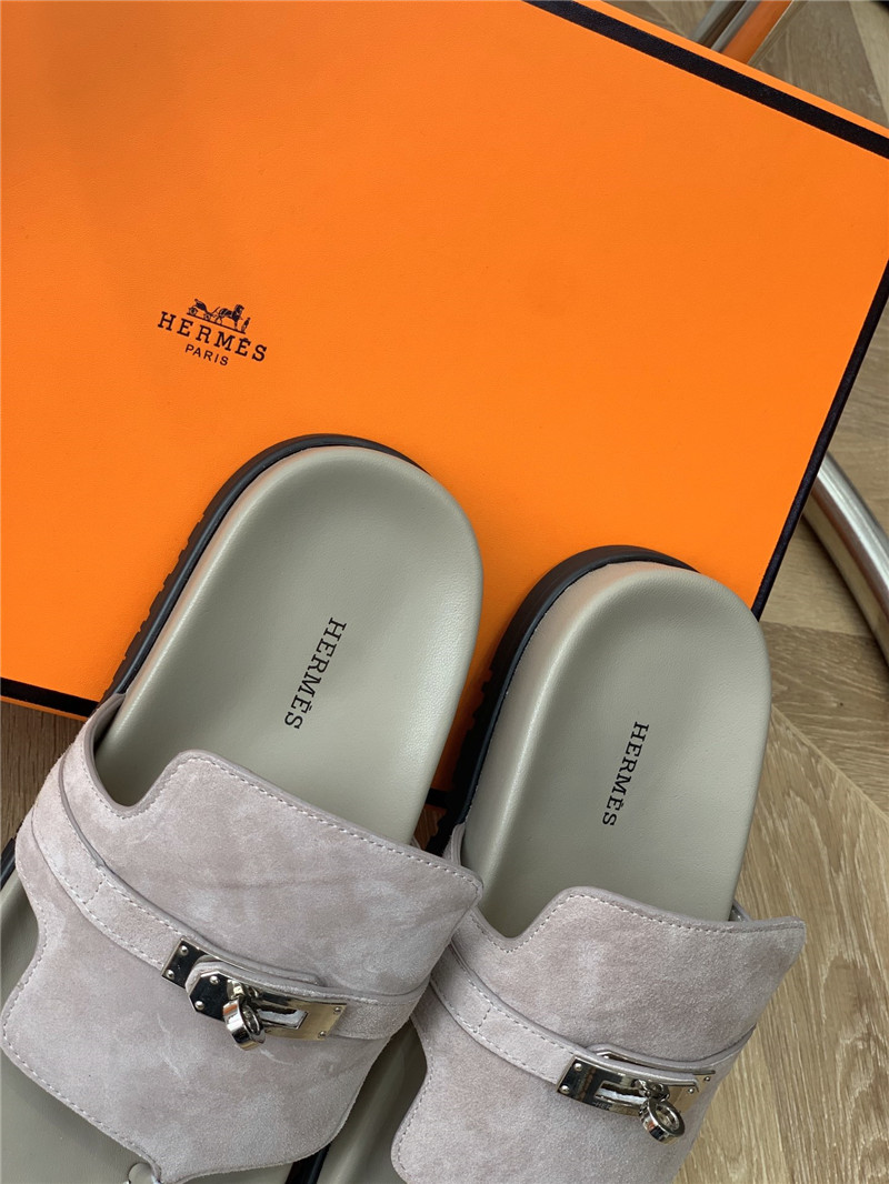 H**me5 Kelly buckle flip flops