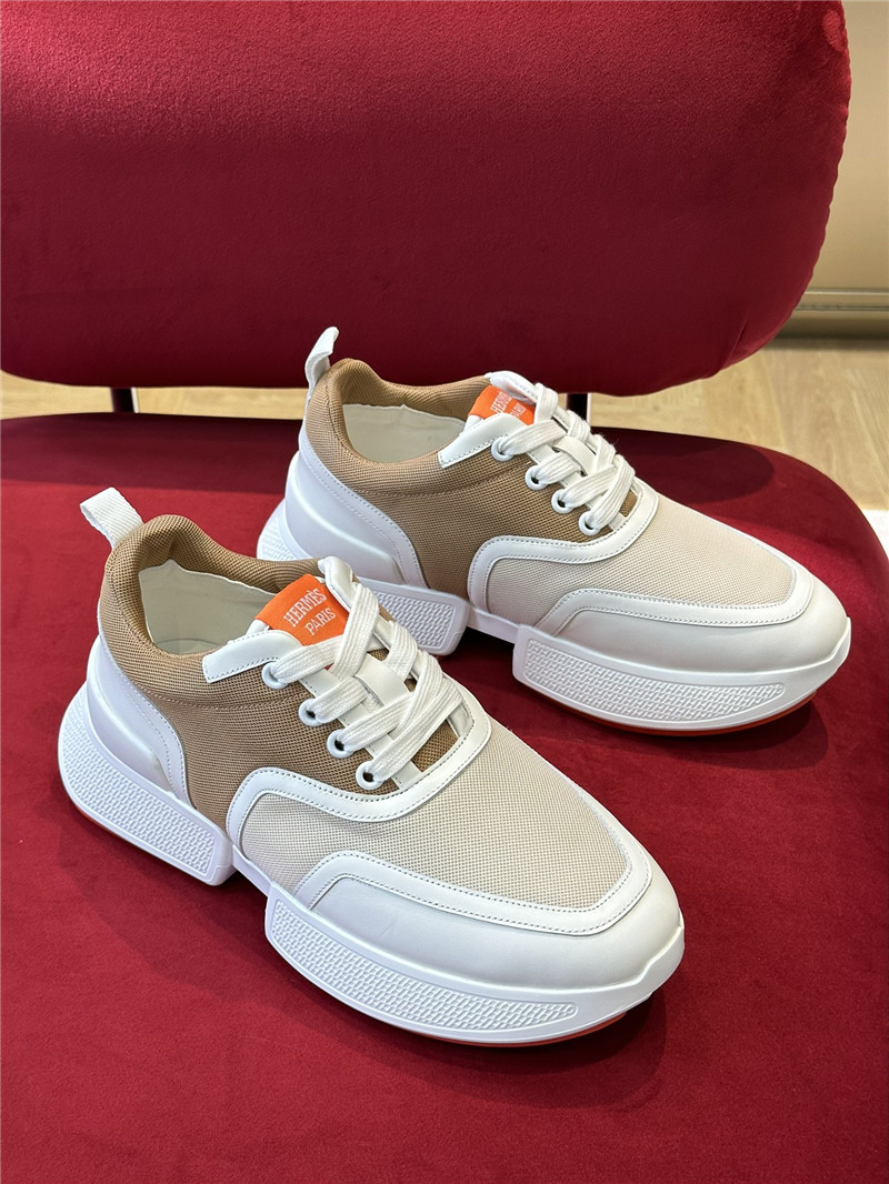 H**me5 new sneakers