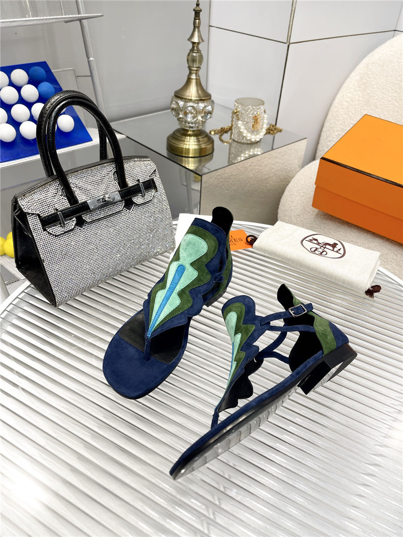 H**me5 color block sandals