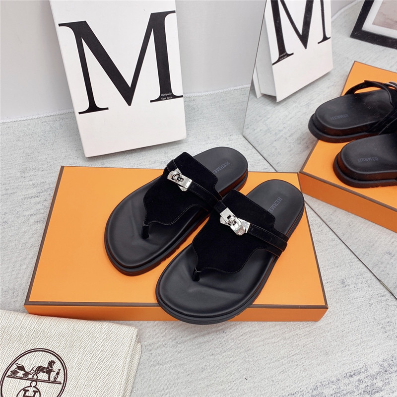 H**me5 couple shoes