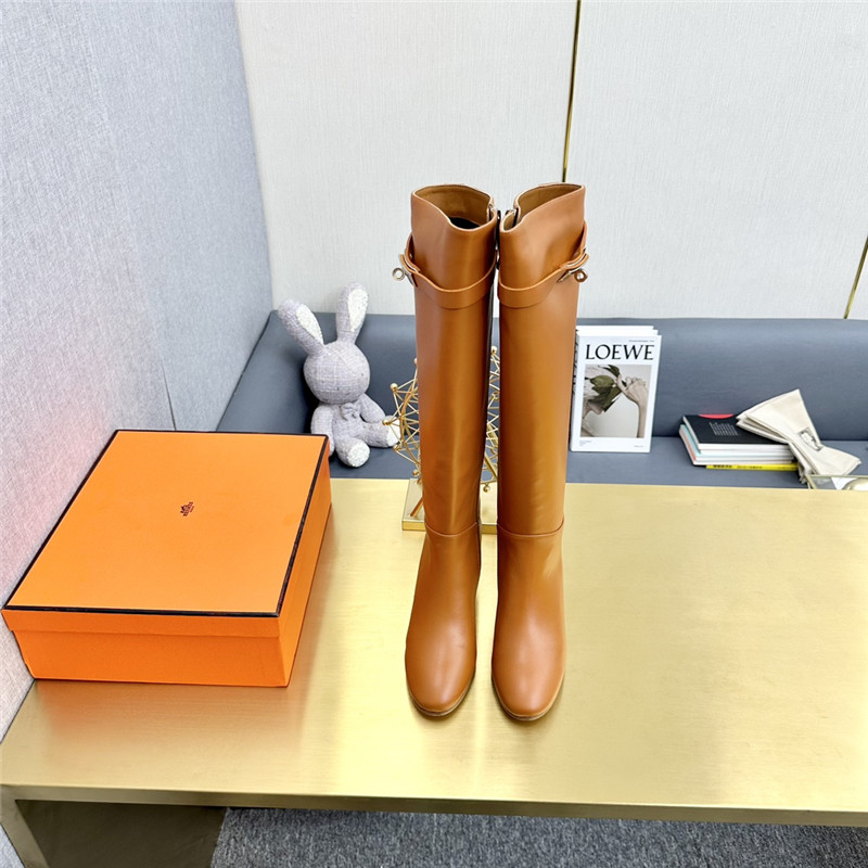 H**me5 Classic Boots