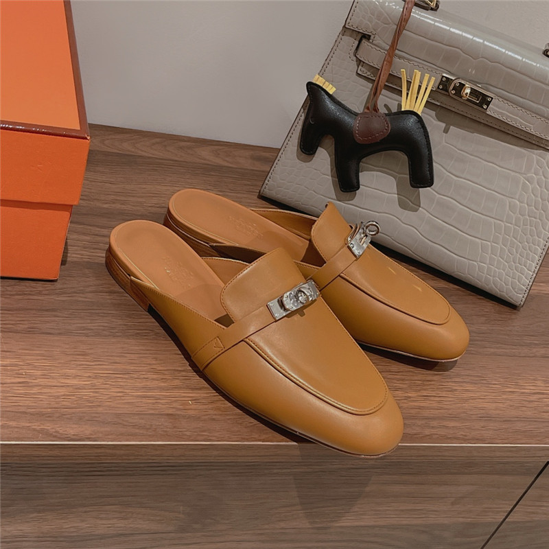 H**me5 mini kelly slippers