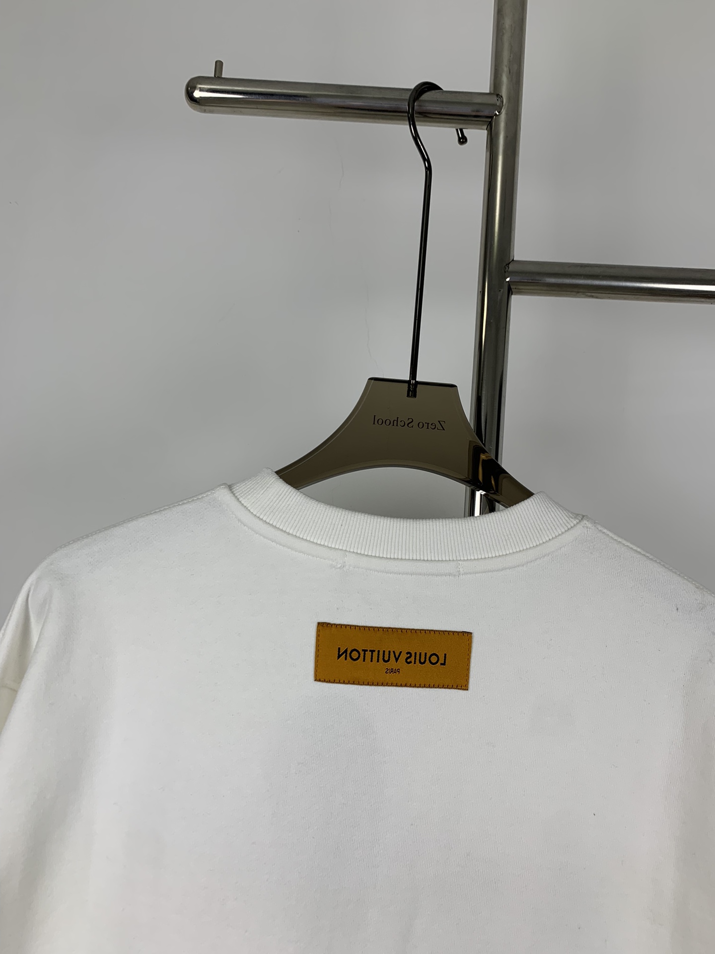 L0vis Vvtt0n Hoodie