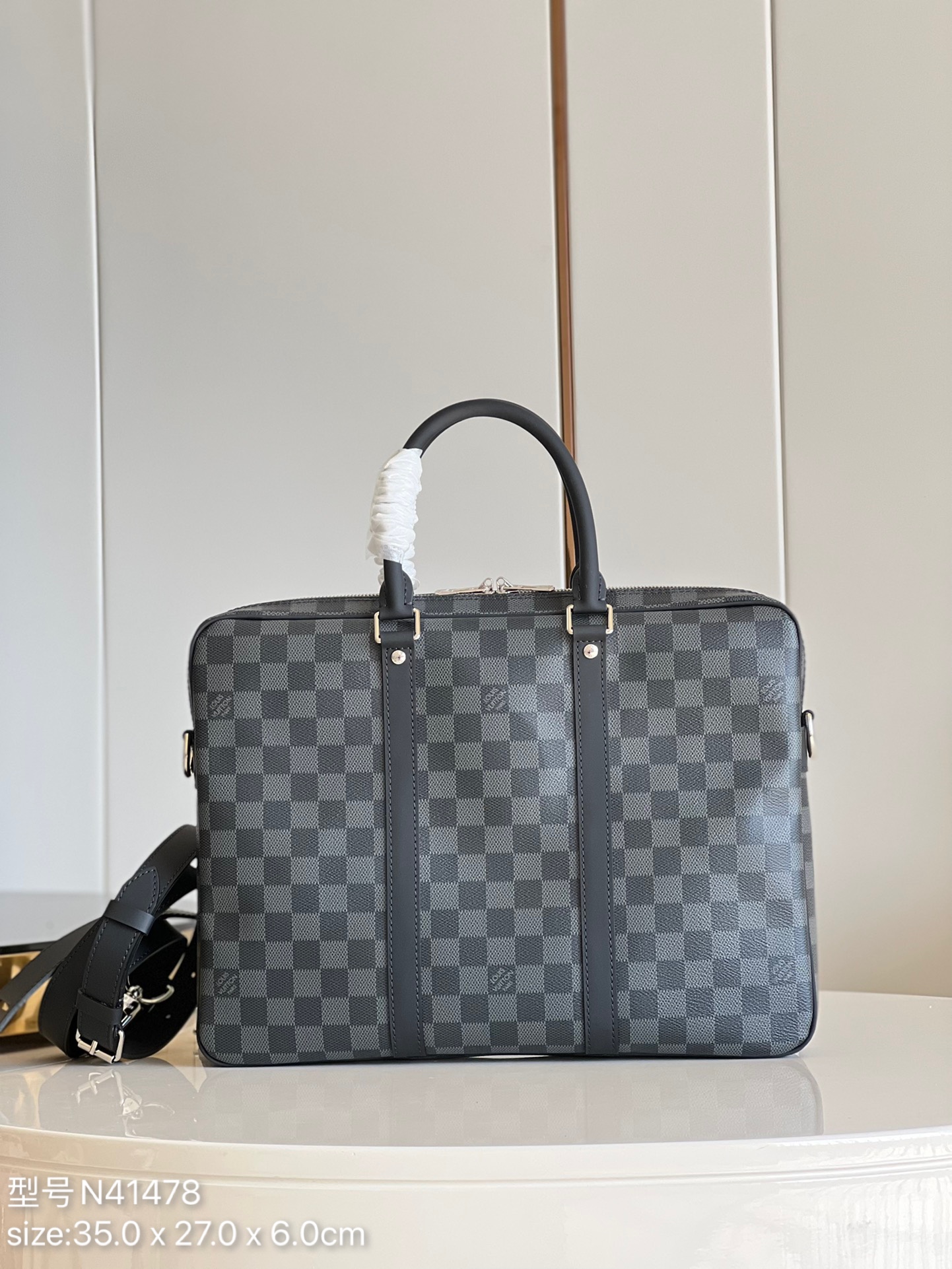 L0vis Vvtt0n Damier Ebene