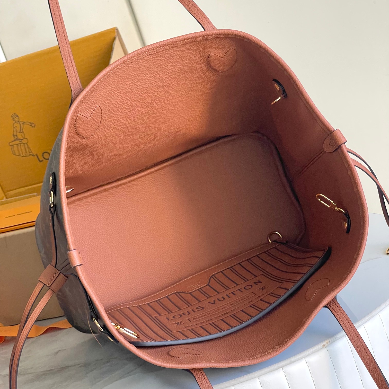 L0vis Vvtt0n Damier Azur Bag